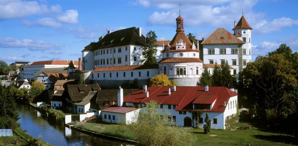Apartmany Jindřichův Hradec Eksteriør bilde